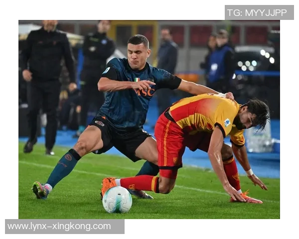 曼纳:替换9名球员不是托言,孔蒂的话是为了那不勒斯的利益 曼纳:替换9名球员不是托言,孔蒂的话是为了那不勒斯的利益